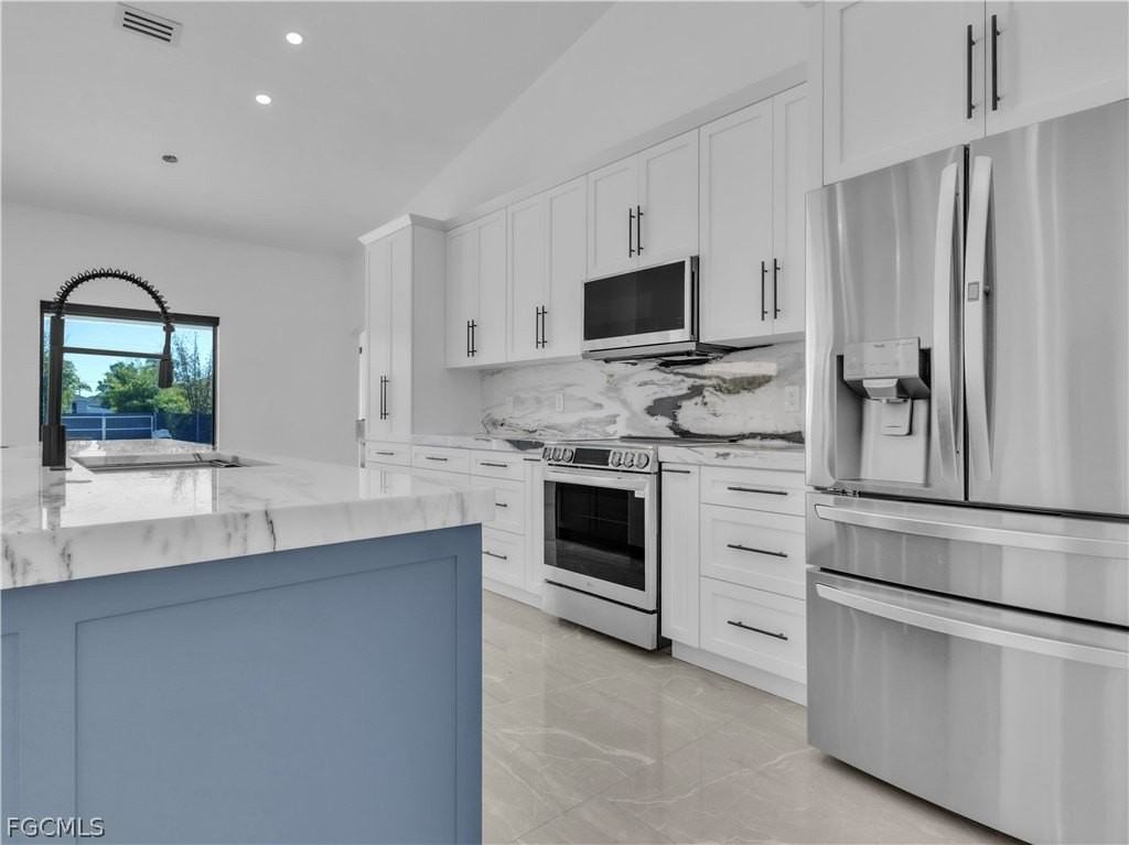 2836 Nw 5th St - Photo 7 of 26