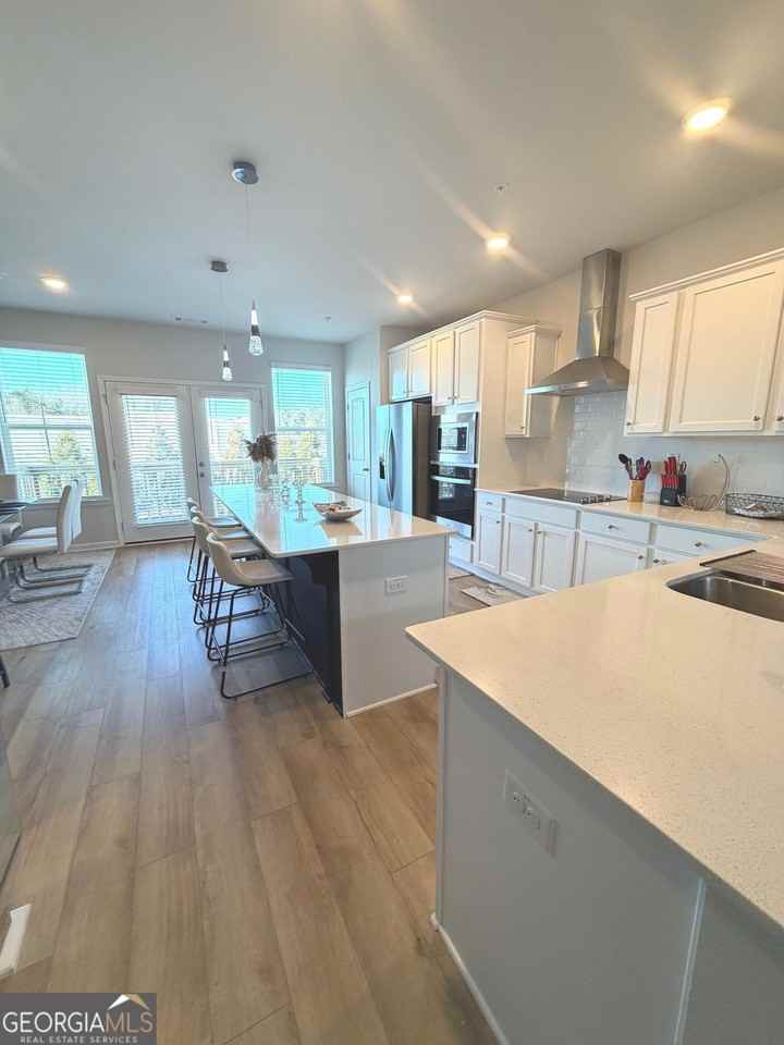 205 Wallace St - Photo 6 of 21