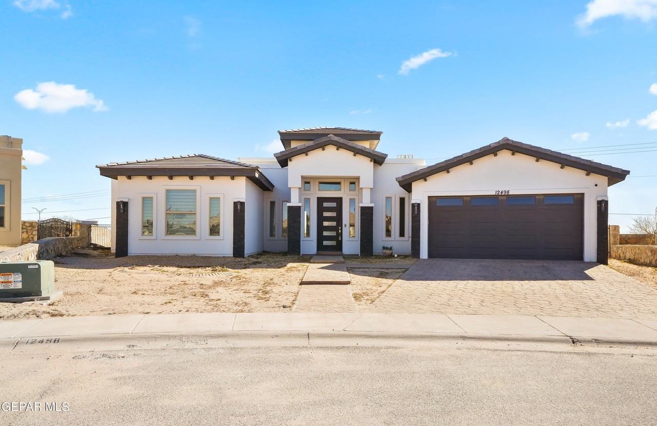 12498 Chamberlain Dr