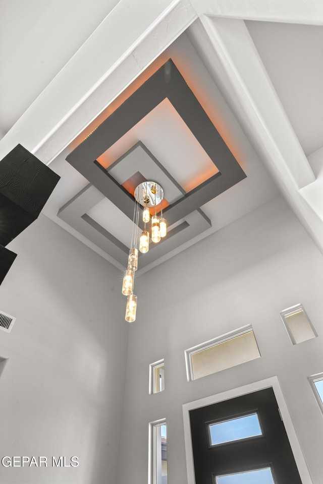 12498 Chamberlain Dr - Photo 5 of 50