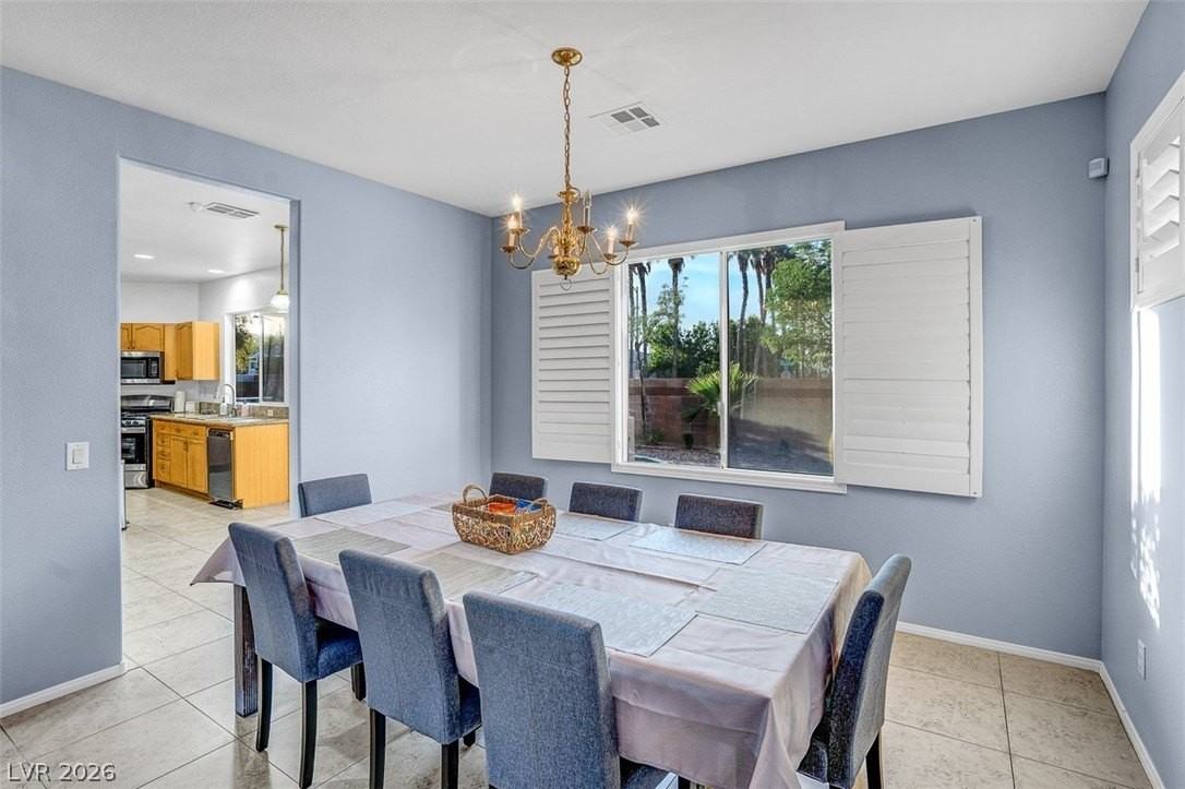 9278 Monterey Cliffs Ave - Photo 6 of 30