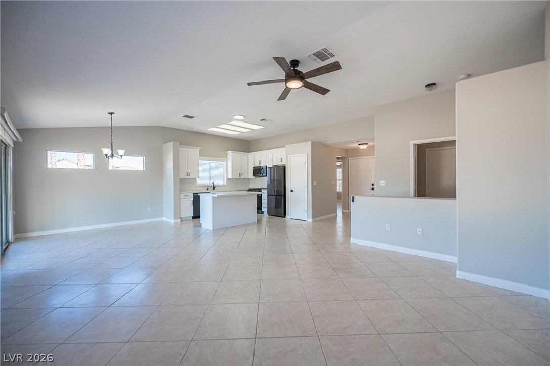 2052 Poppywood Ave - Photo 5 of 30