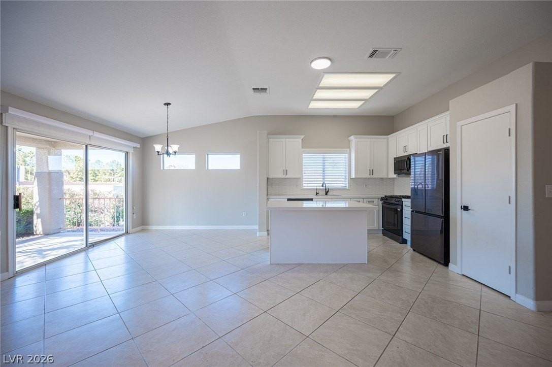 2052 Poppywood Ave - Photo 6 of 30