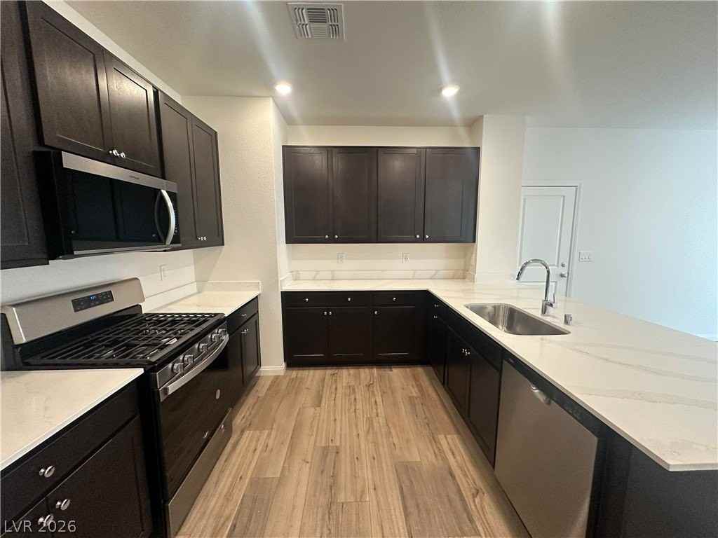 3633 Torres Novas Ln - Photo 7 of 36