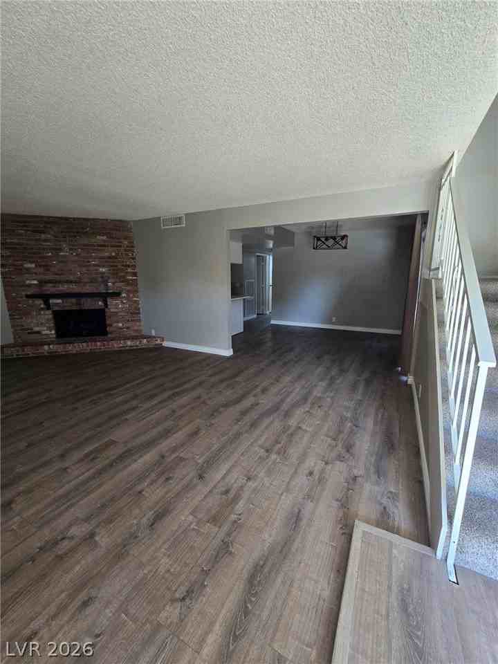 3612 Mount Vernon Ave - Photo 3 of 32