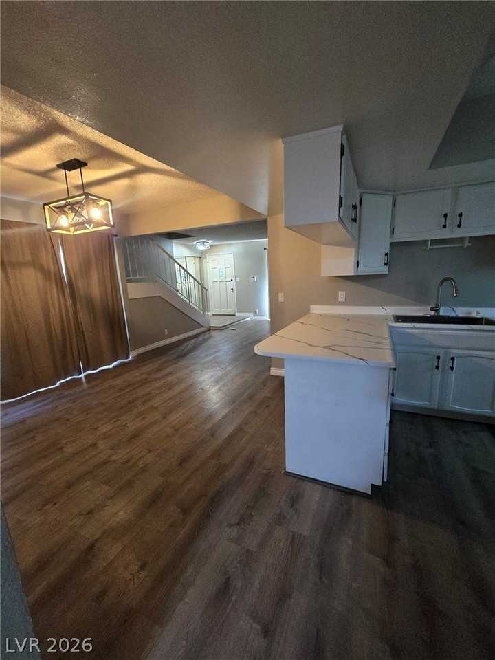 3612 Mount Vernon Ave - Photo 6 of 32