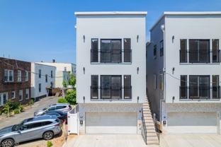 67 Wainwright St #1 - Photo 1 of 1