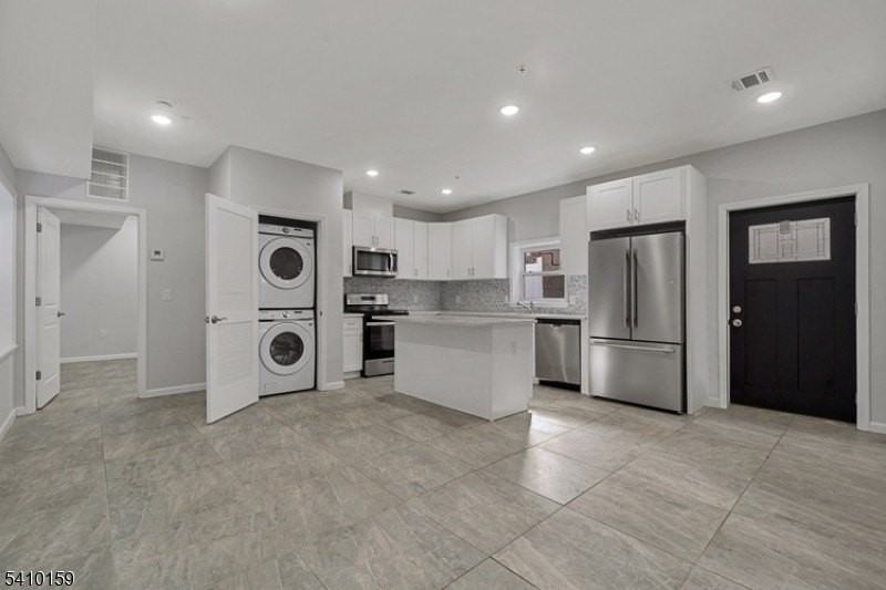 67 Wainwright St #1 - Photo 4 of 9