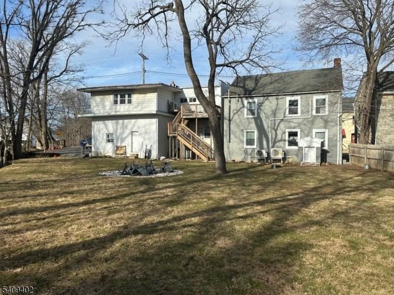 336B Greenwich St - Photo 4 of 21