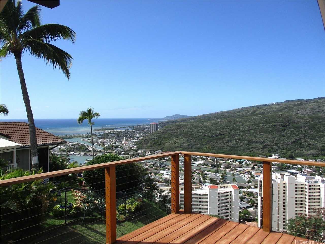 926 Kaahue St - Photo 3 of 21