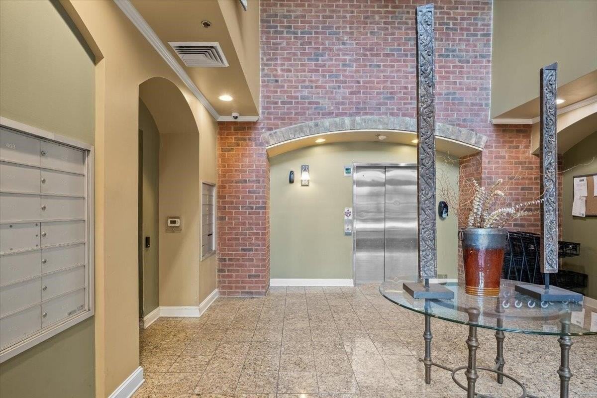 665 Tennessee St #309 - Photo 5 of 37