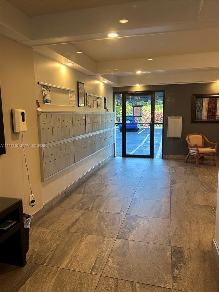 6200 Nw 44th St #312 - Photo 3 of 17