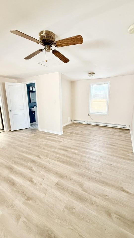 5843 W Warwick Ave - Photo 4 of 10