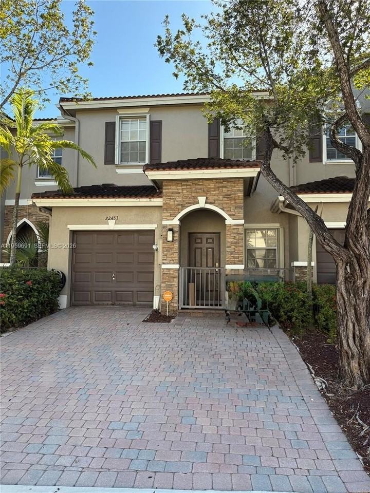 22453 Sw 88th Path #22453 - Photo 2 of 29