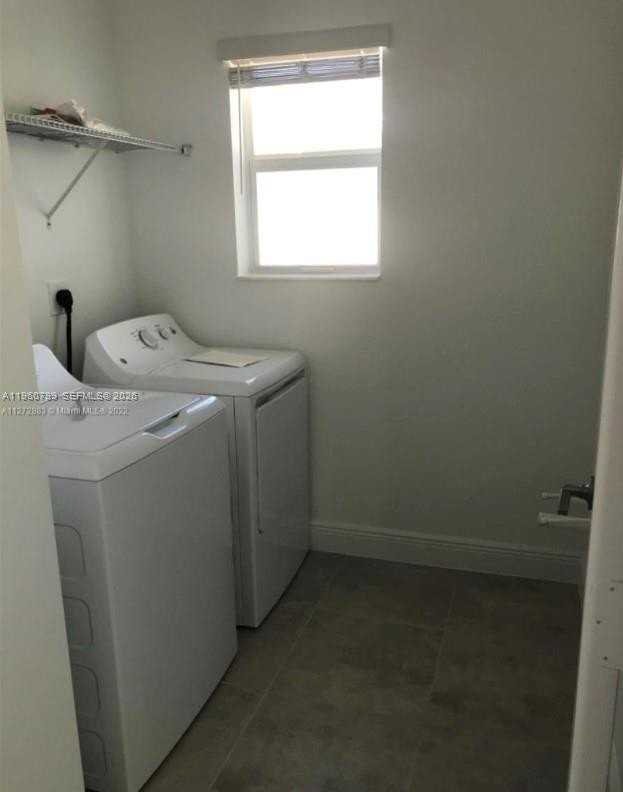 1120 Veleiros Blvd #0 - Photo 6 of 18