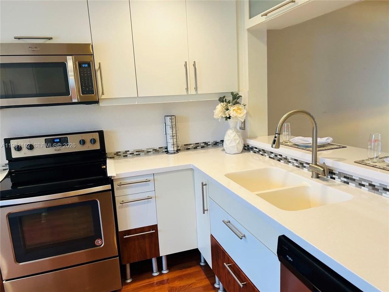 20807 Nw 3rd Ct #2807 - Photo 7 of 31