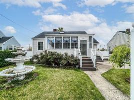 featured image of 114 Larch St