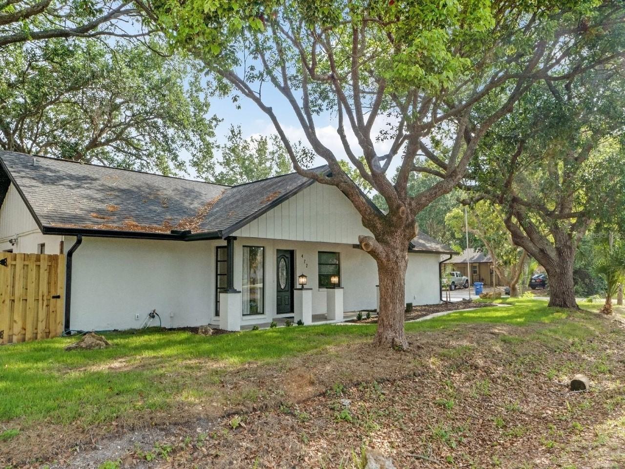 472 Colgate Rd - Photo 2 of 29