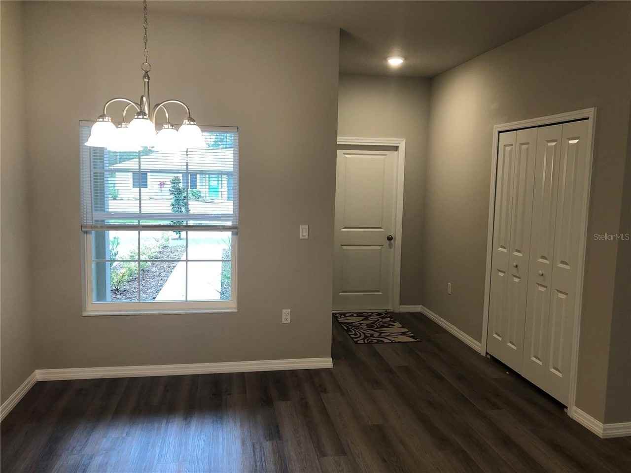 35 Wood Arbor Ln #B - Photo 4 of 15