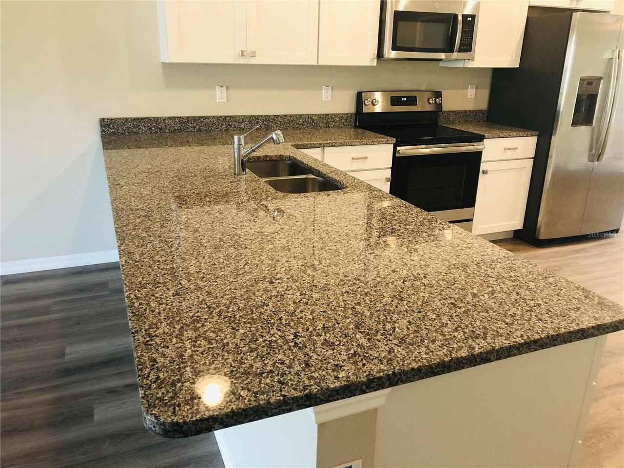 35 Wood Arbor Ln #B - Photo 6 of 15