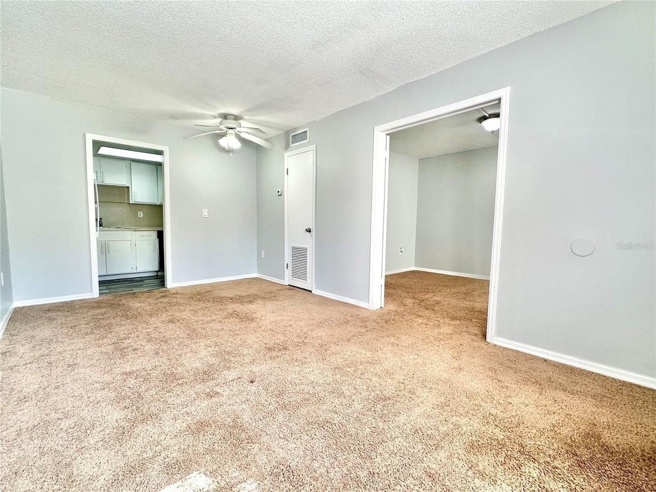 2517 Caper Ln #207 - Photo 4 of 19