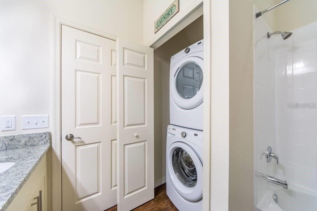 3226 Wish Ave - Photo 7 of 19