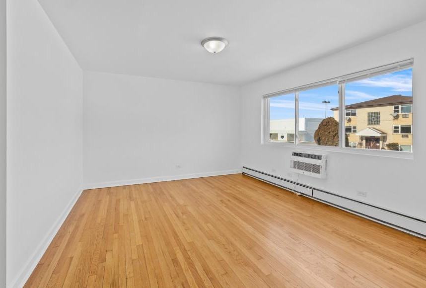 9606 Golf Terrace Rd - Photo 4 of 10