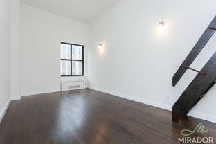 27 W 16th St - Photo 1 of 1