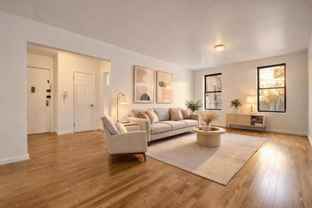 44 Bennett Ave - Photo 1 of 1