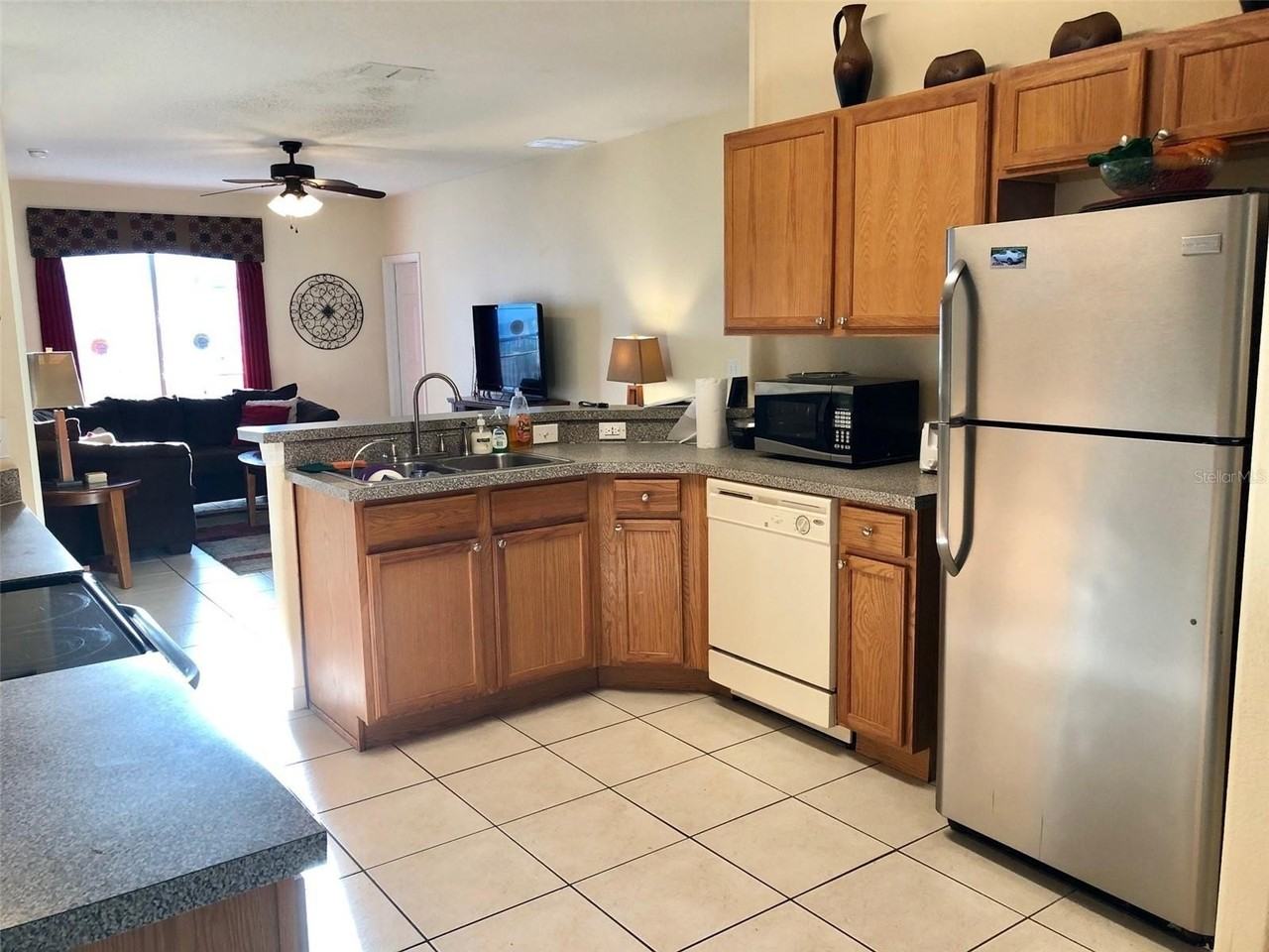 655 Knollwood Dr - Photo 6 of 24