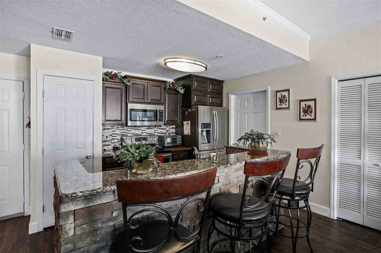 700 S Harbour Island Blvd #532 - Photo 3 of 38