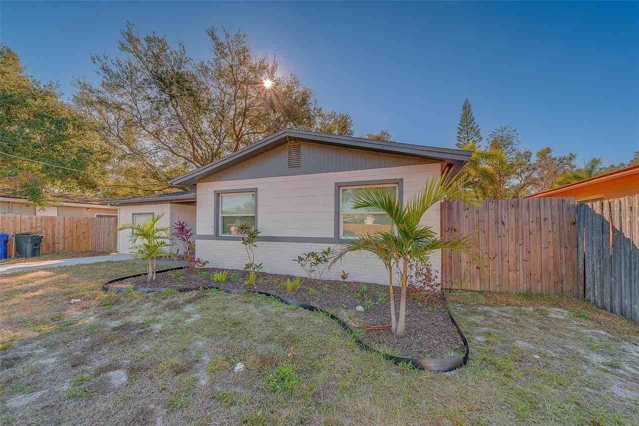 4418 W Prescott St - Photo 2 of 42