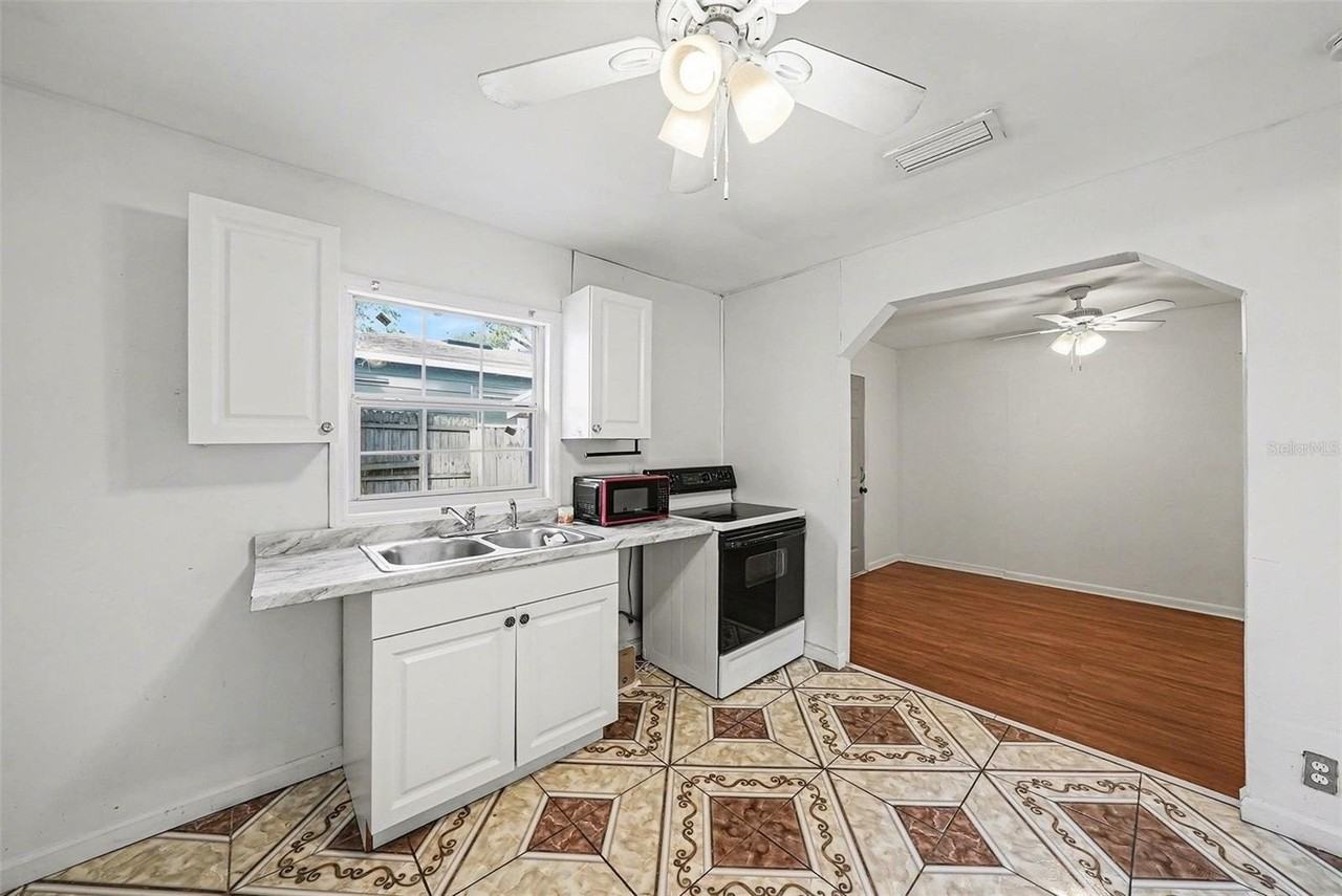 816 W Minnehaha St #B - Photo 7 of 18