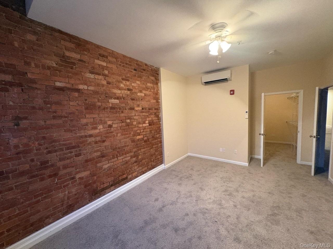 37 North St Unit 201 #201-2ndFL - Photo 6 of 8