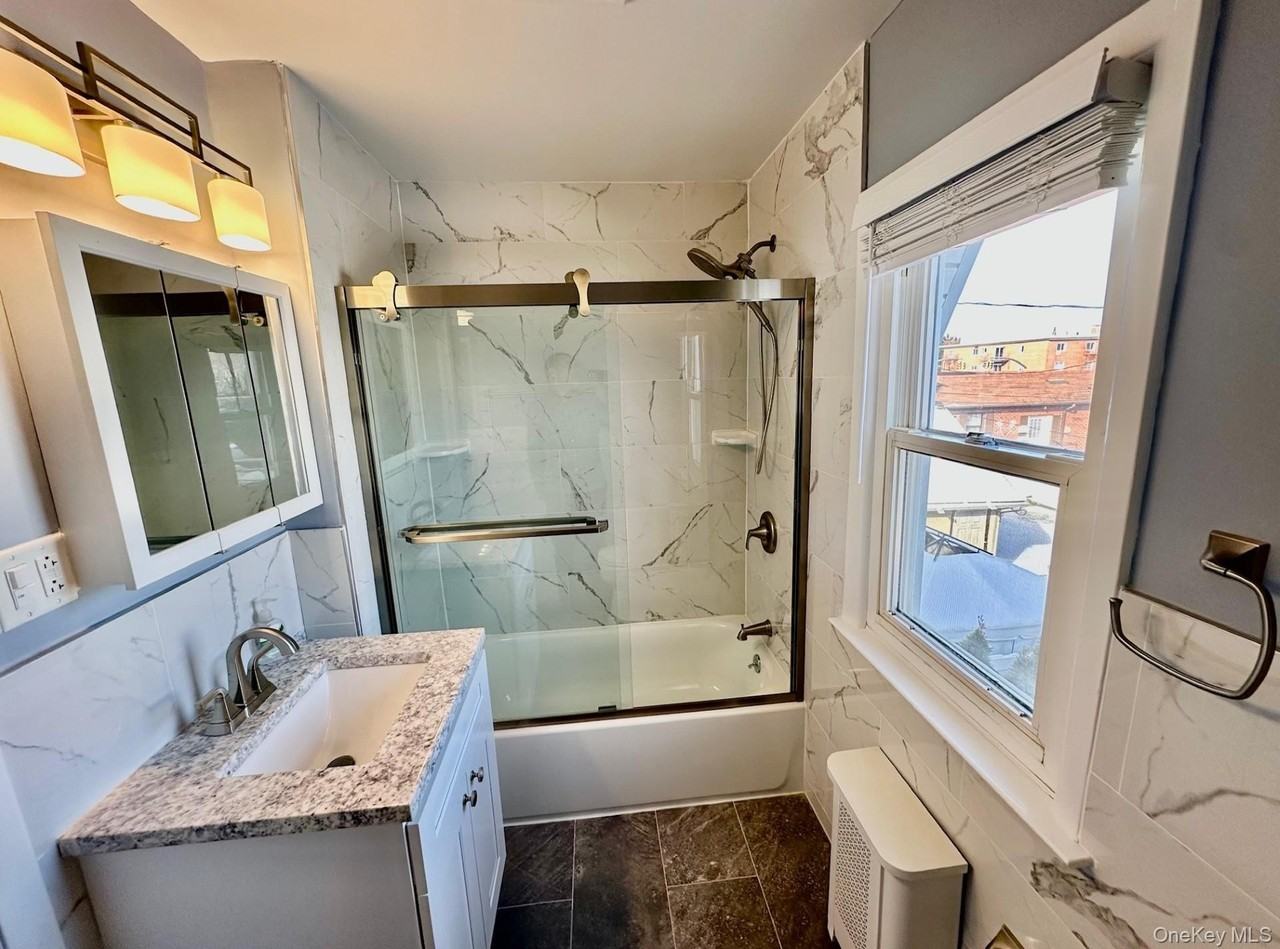 10 Vernon Ave Unit 2 #2 - Photo 5 of 17