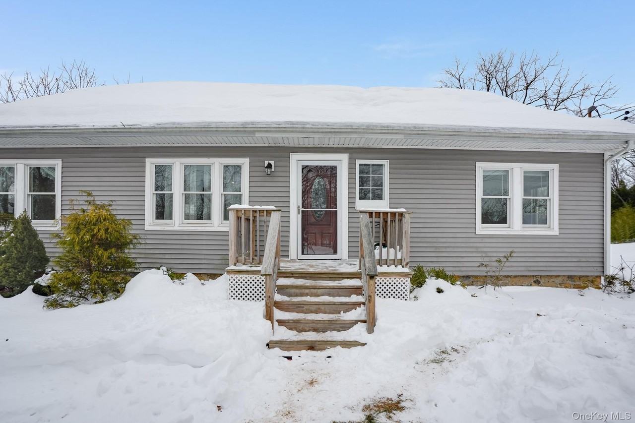 18 Ketcham Dr - Photo 2 of 29