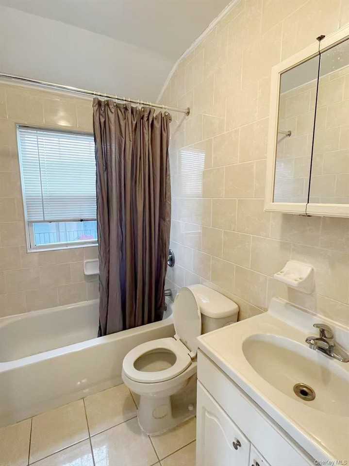 24803 Depew Ave Unit 2fl #2FL - Photo 4 of 7