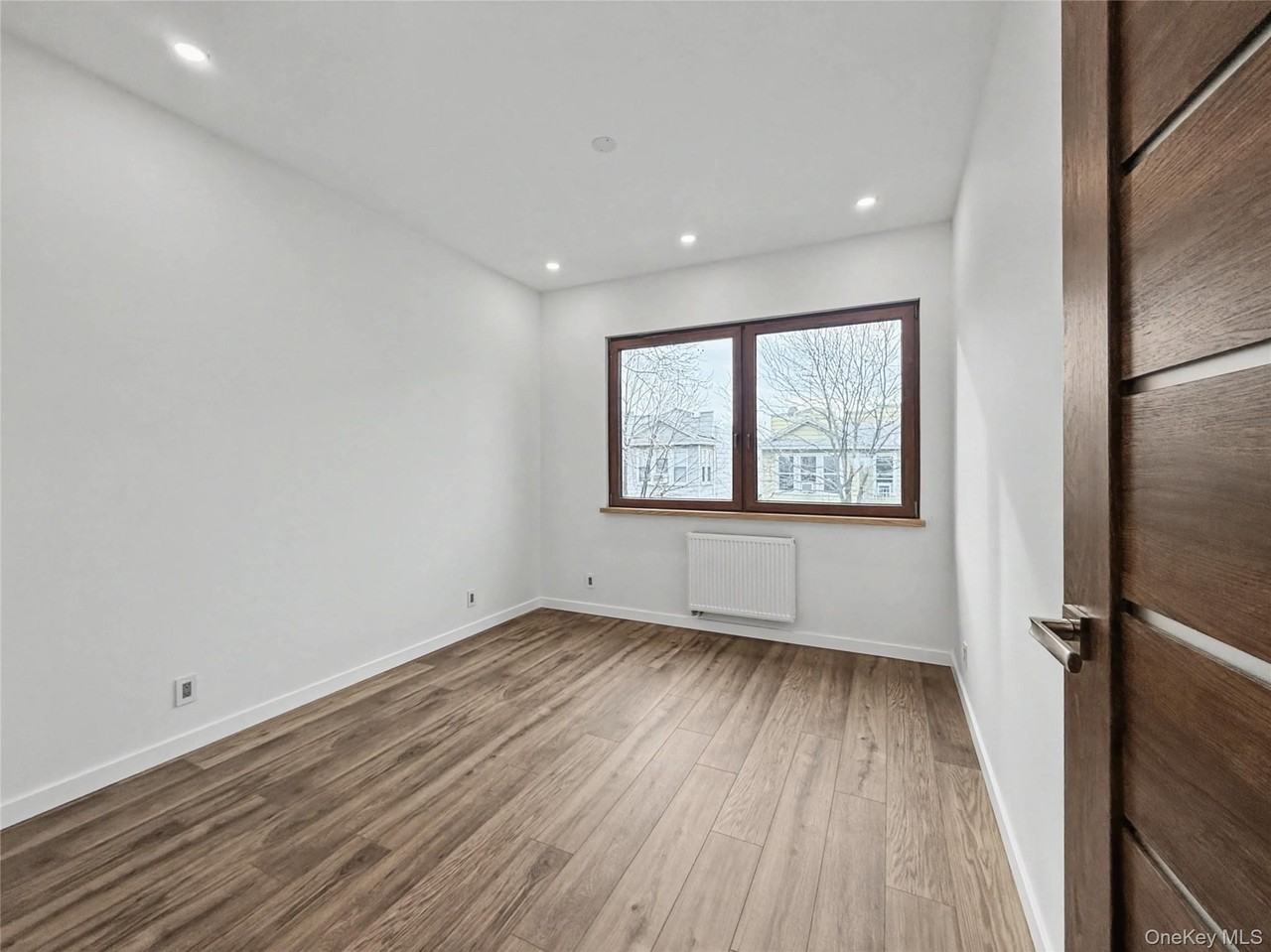 7111 72nd St Unit 2 #2 - Photo 4 of 8