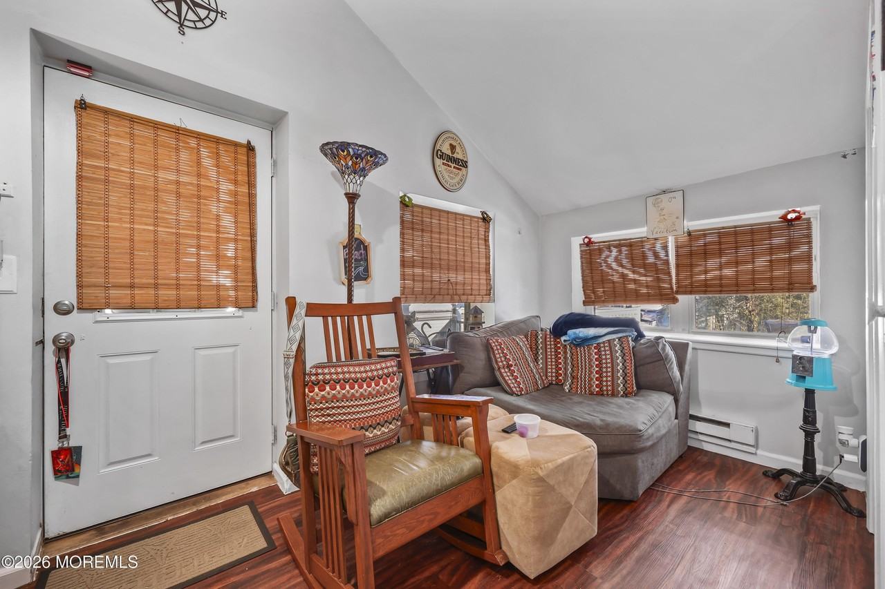 321 Park Place Ave Rear C #C - Photo 6 of 16