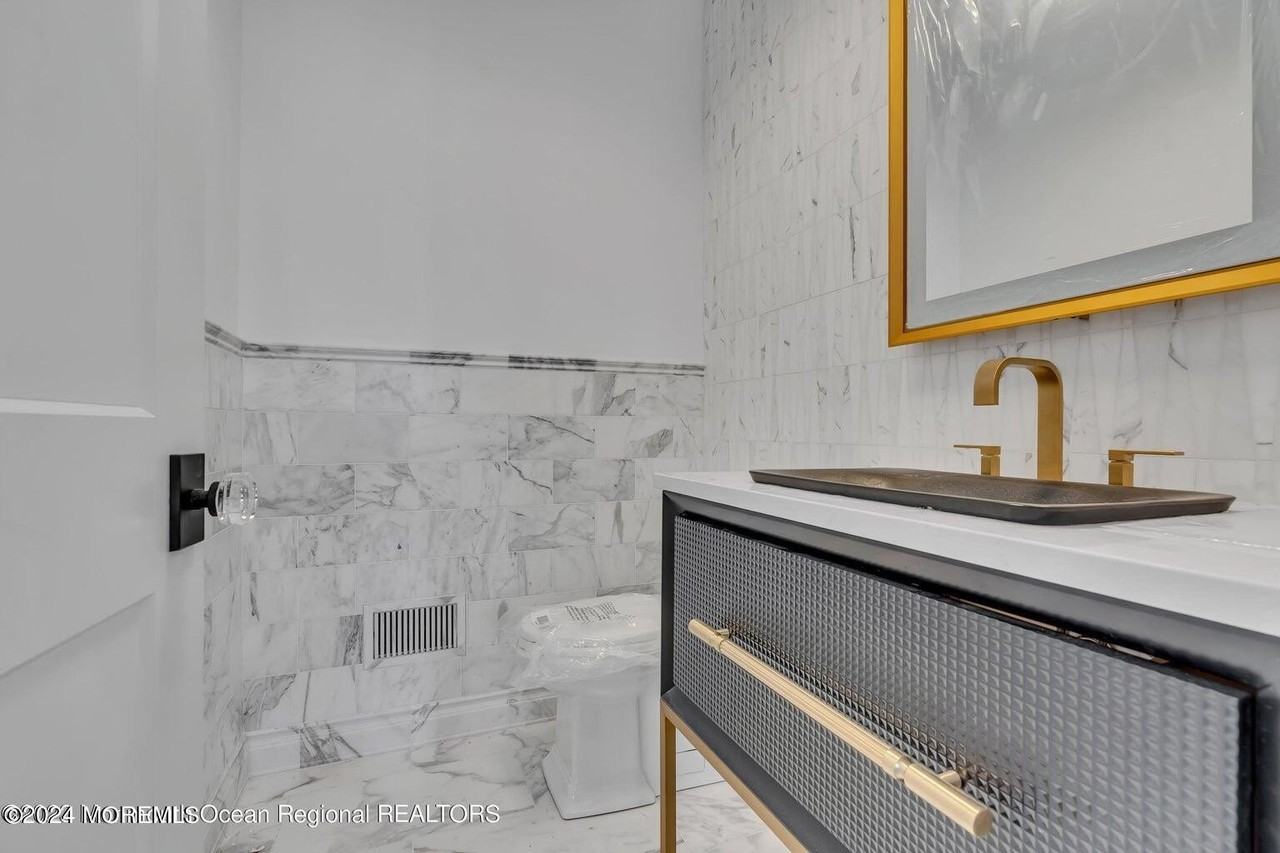 13 Ocean Ter - Photo 7 of 49