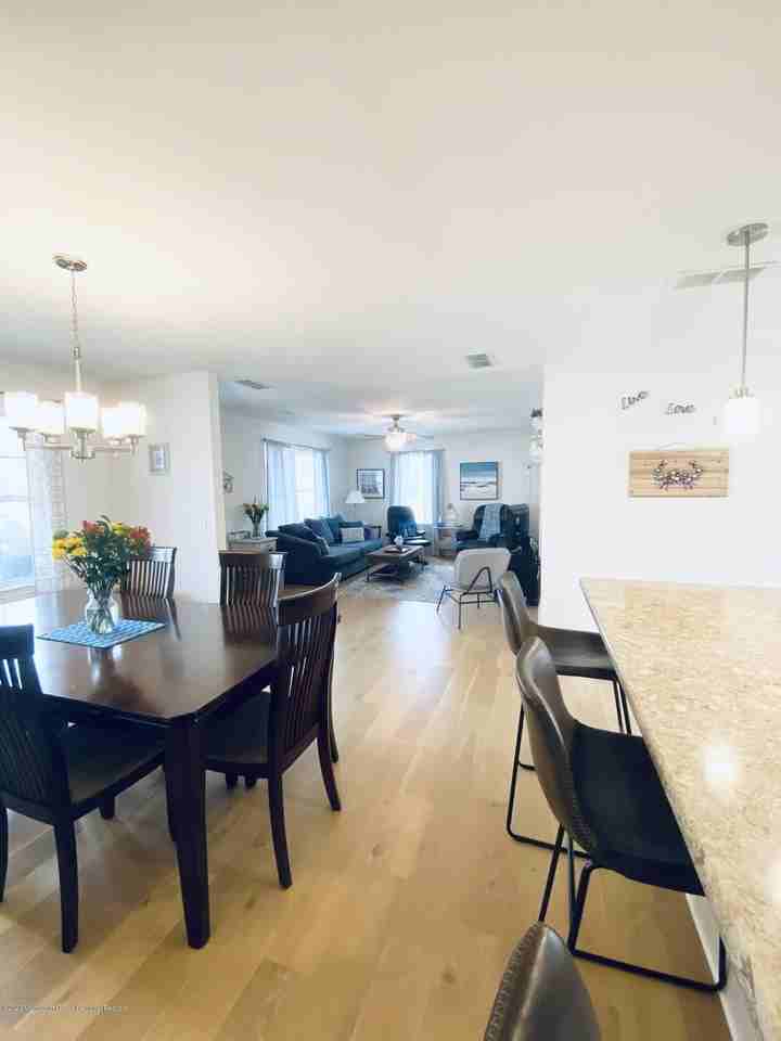 1402 C St - Photo 6 of 25