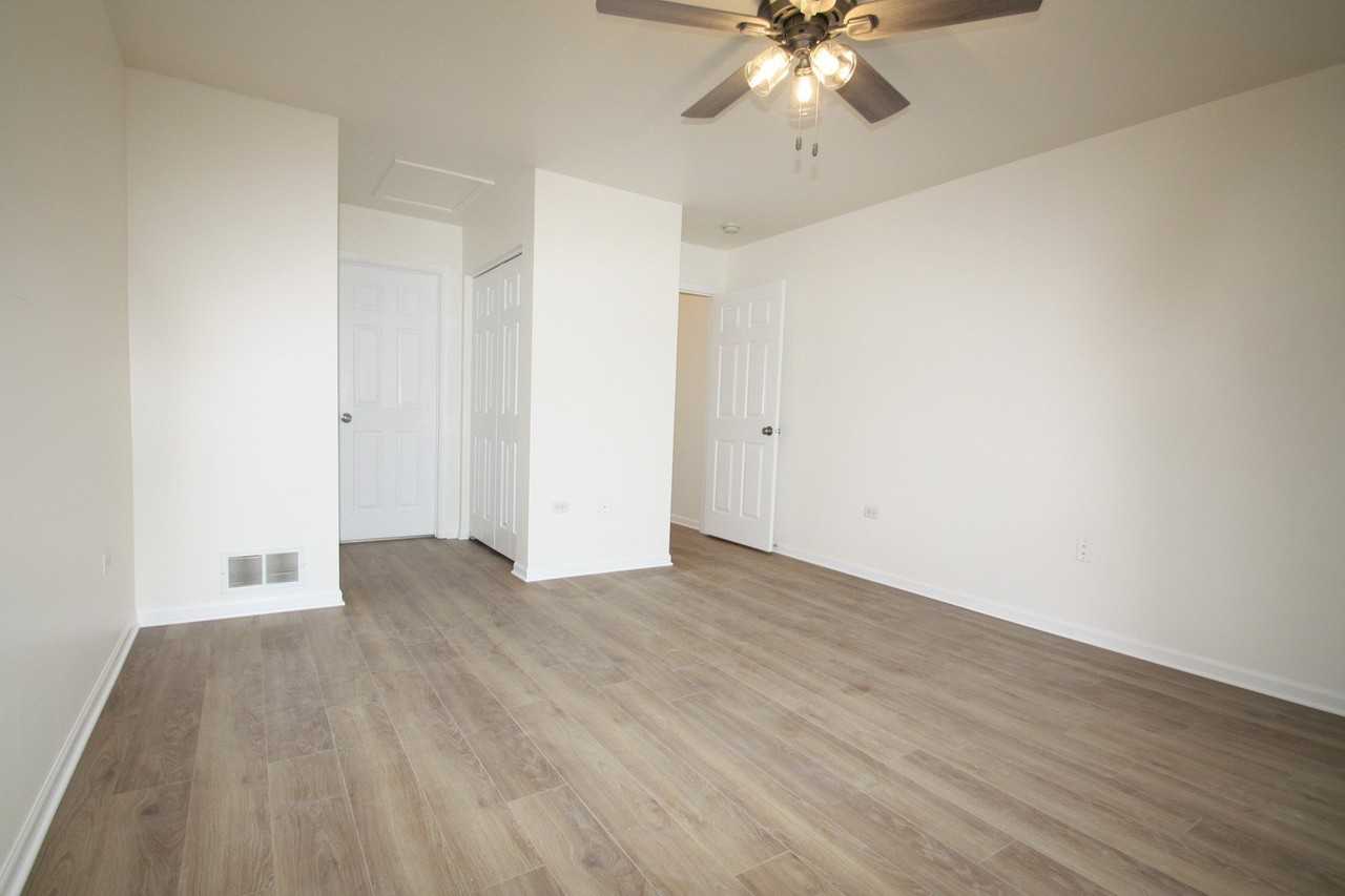 2969 Saganashkee Ln - Photo 7 of 23