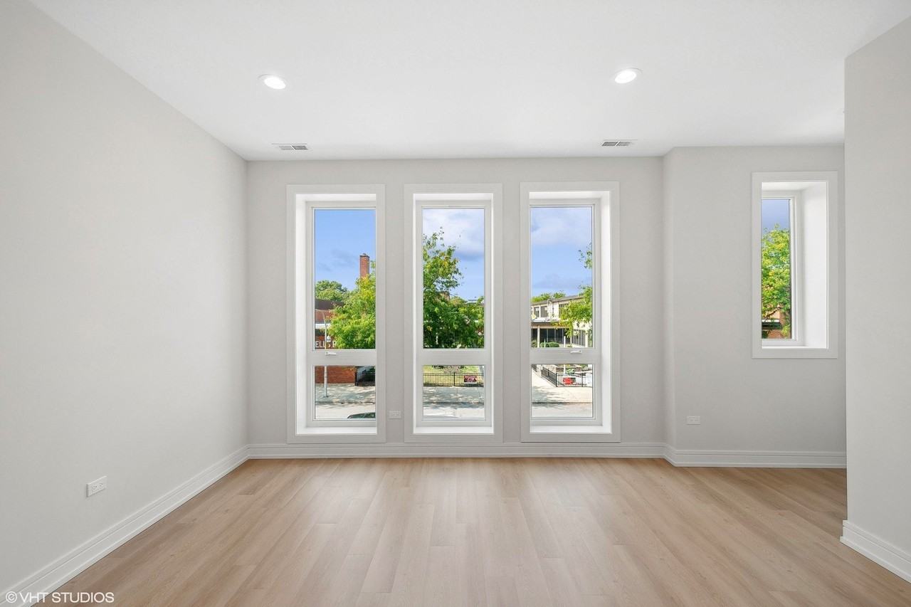 3715 S Giles Ave Unit 2 #2 - Photo 3 of 12