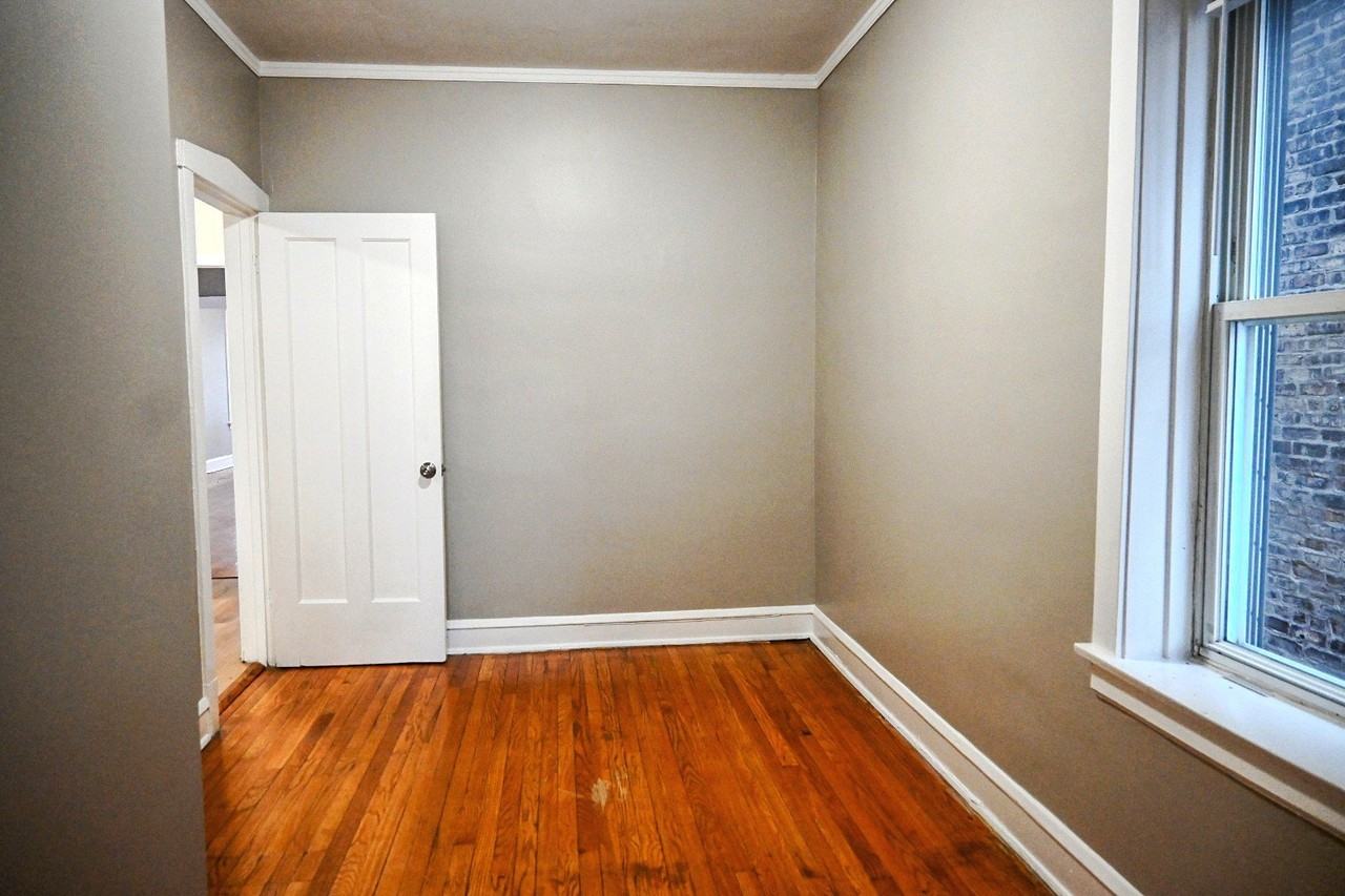 5527 W Potomac Ave Unit 1 #1 - Photo 5 of 10