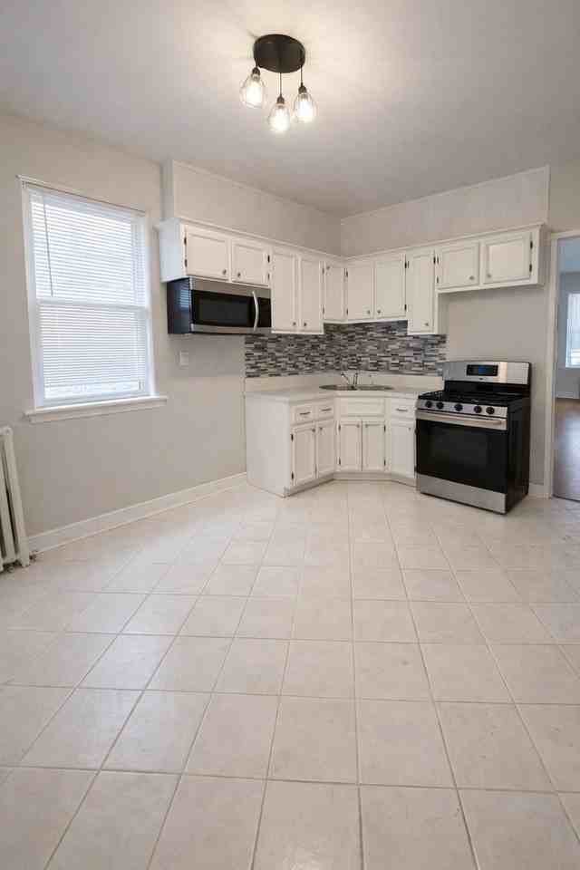 4925 W Henderson St Unit 1 #1 - Photo 7 of 12