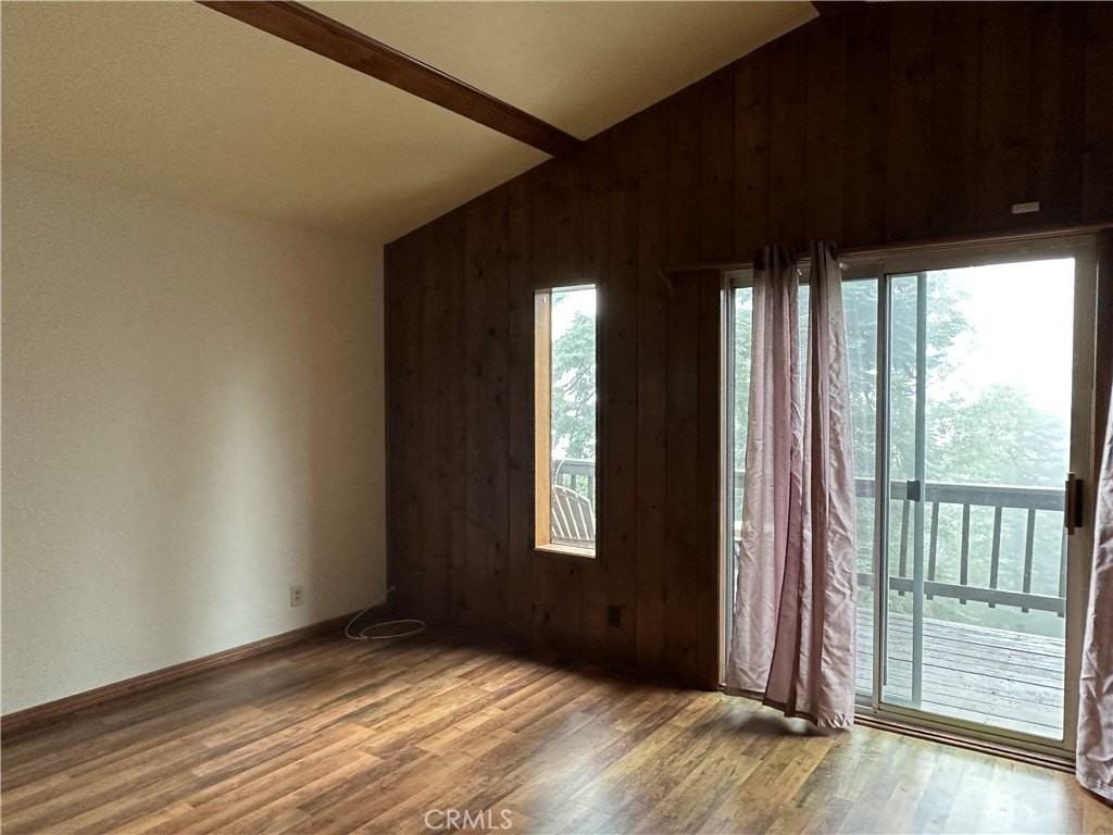 897 Bear Springs Rd - Photo 5 of 16