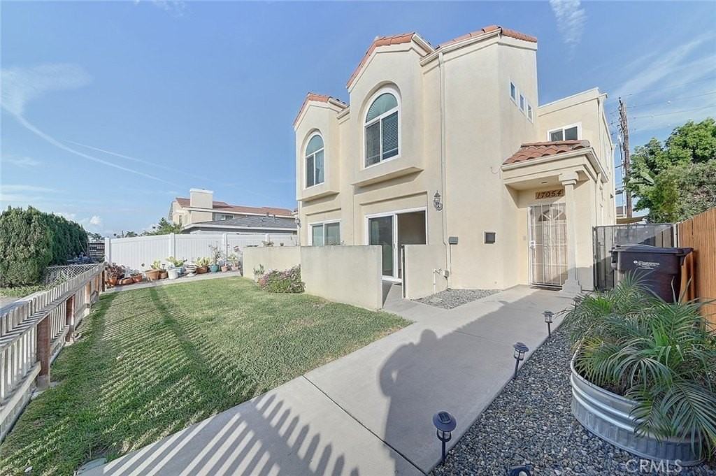 17054 A Ln - Photo 2 of 34