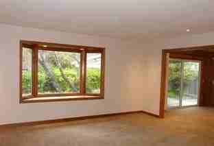 2917 Pinewood Dr - Photo 2 of 2