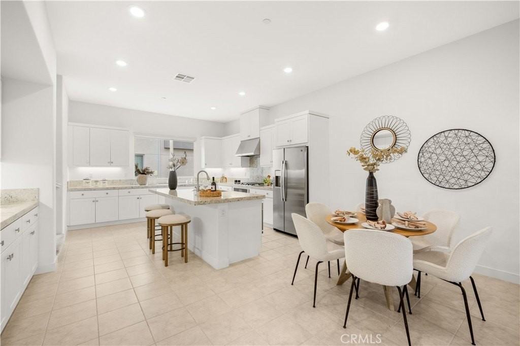 1866 S Westside Dr #26 - Photo 2 of 17