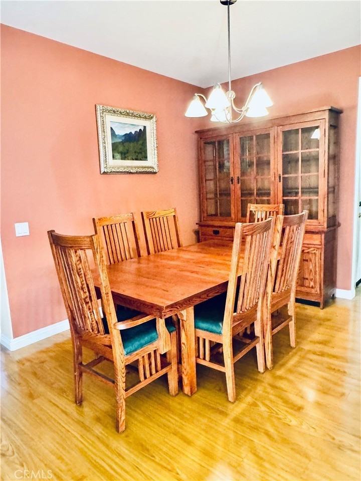 14045 Santa Barbara St - Photo 4 of 17